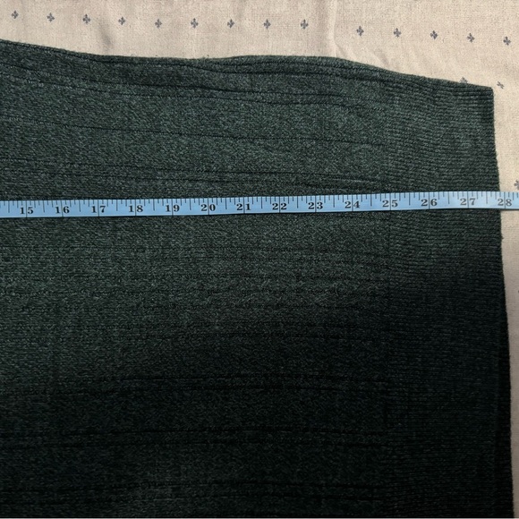 Dockers V-Neck Sweater in Forest Green - Picture 3 of 5